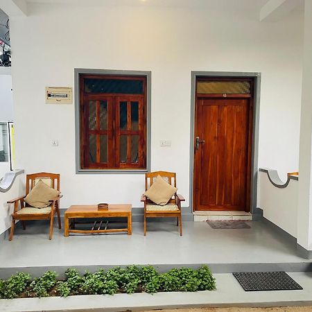 Zimbay Guest House Vịnh Arugam Ngoại thất bức ảnh