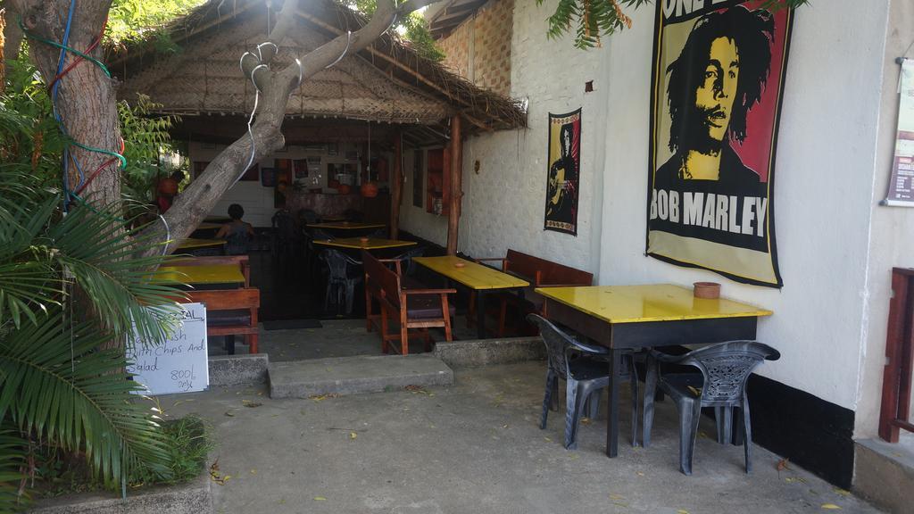 Zimbay Guest House Vịnh Arugam Ngoại thất bức ảnh