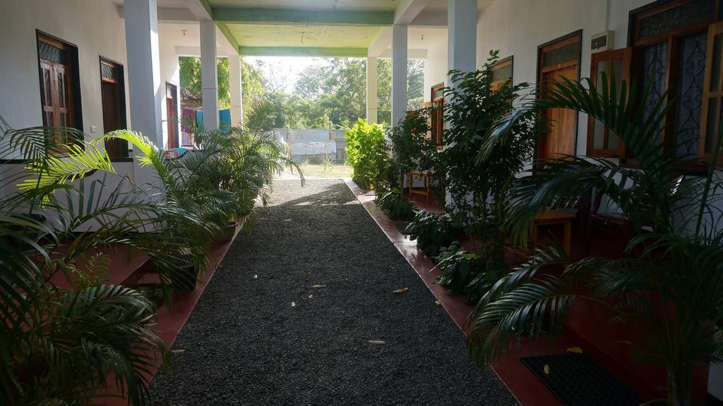 Zimbay Guest House Vịnh Arugam Ngoại thất bức ảnh