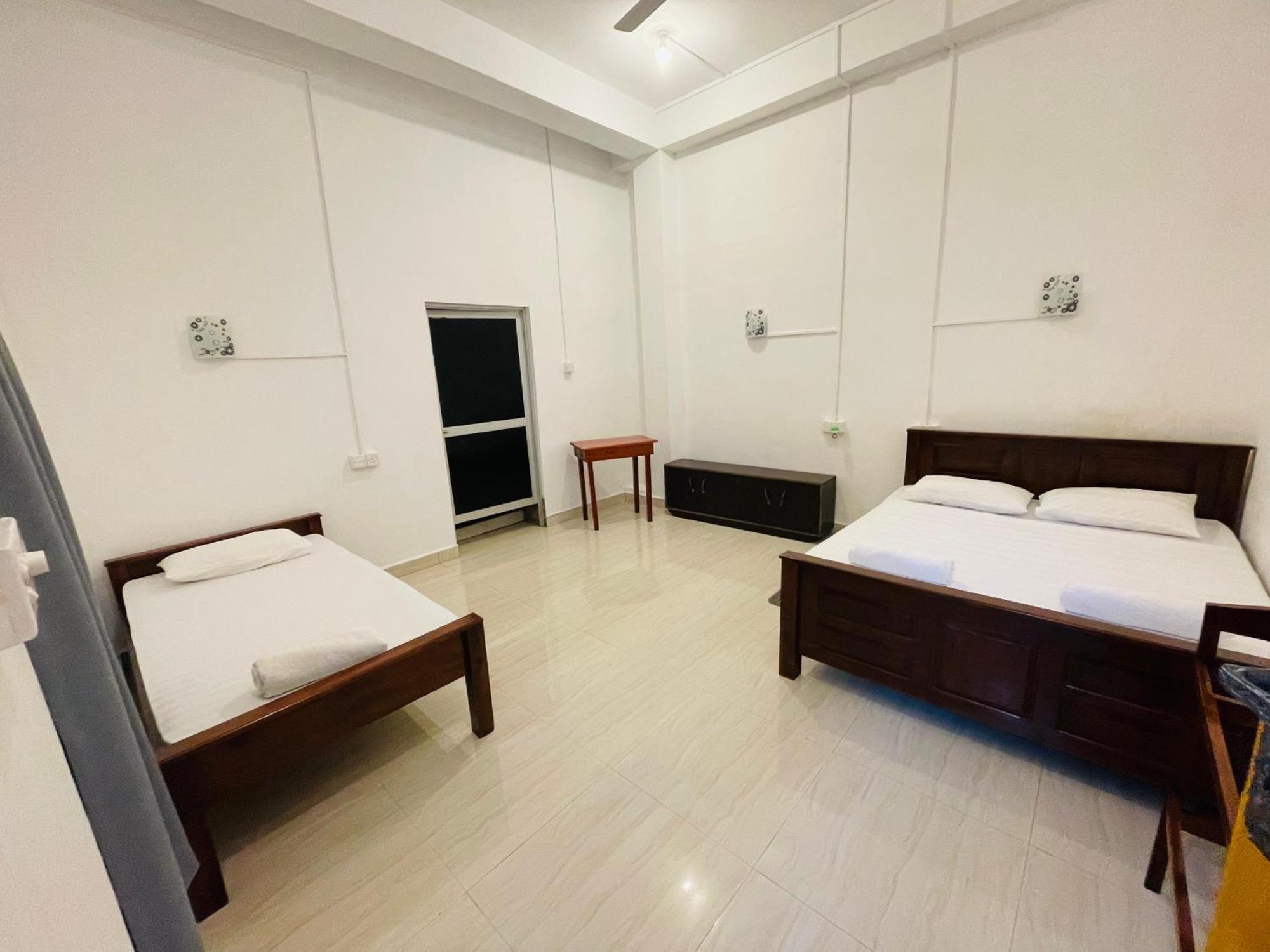 Zimbay Guest House Vịnh Arugam Ngoại thất bức ảnh