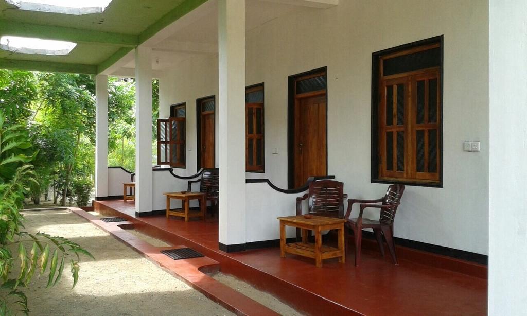 Zimbay Guest House Vịnh Arugam Ngoại thất bức ảnh